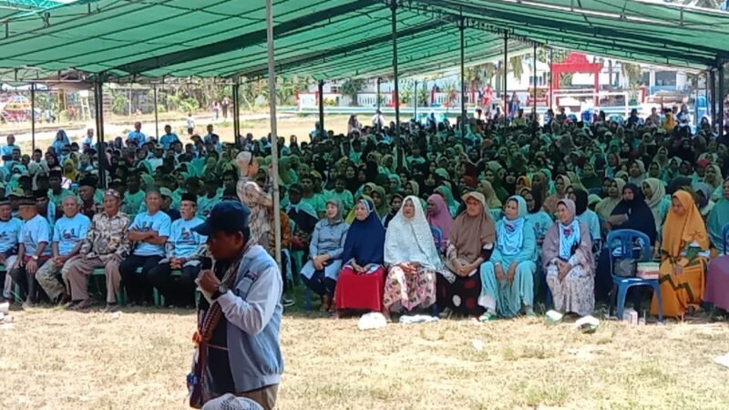 Suasana kampanye terbatas ASR-HUGUA di Kabupaten Buton Selatan. Foto : Ist