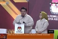 Calon Wali Kota dan Wakil Wali Kota Kendari nomor urut 2 Yudhianto-Nirna saat memaparkan visi dan misi. Foto: Ist
