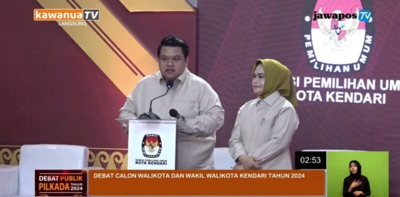 Calon Wali Kota dan Wakil Wali Kota Kendari nomor urut 2 Yudhianto-Nirna saat memaparkan visi dan misi. Foto: Ist