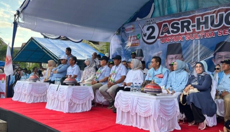 ASR-HUGUA saat berkampanye di Kecamatan Wangi-Wangi. Foto: Ist