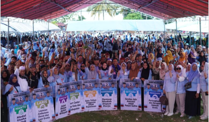 Suasana ribuan masyarakat Wakatobi saat menghadiri kampanye ASR-HUGUA. Foto: Ist