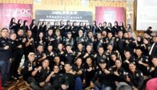 Foto bersama puluhan pengurus POC Sultra Chapter periode 2025-2028. Foto: Redaksi